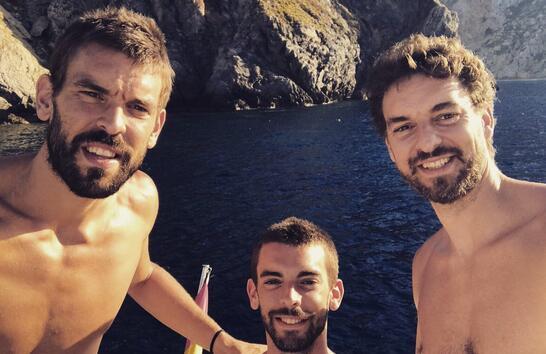 安德雷：非常感激被安帅征召，无论踢哪个位置我都会尽我所能（安德雷：感谢安帅召入，任何位置我都全力以赴）