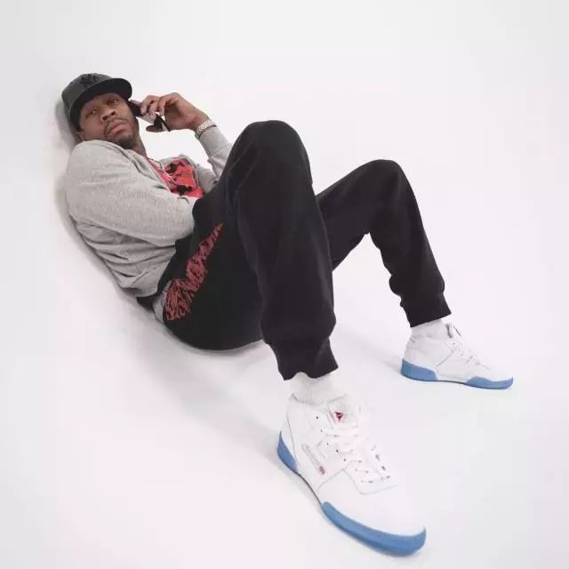 掘金四连客保持全胜，目前继续保持西部第二的位置（掘金客场四连胜，继续位居西部第二）