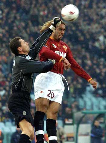 周日西甲裁判：胡安-马丁内斯执法皇马，阿尔韦罗拉执法巴萨（西甲周日裁判安排：胡安-马丁内斯主哨皇马，阿尔韦罗拉主哨巴萨）