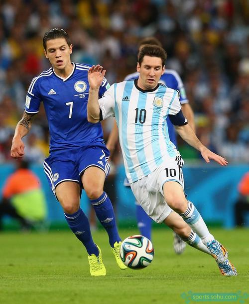 东契奇：每个人都必须付出更多努力 这需要从我带头做起（东契奇：我要先做表率，人人都得更努力）