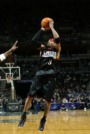 爱德华兹首节14分＆次节0分，森林狼半场3人得分上双（爱德华兹首节砍14分次节哑火，森林狼半场三人得分上双）