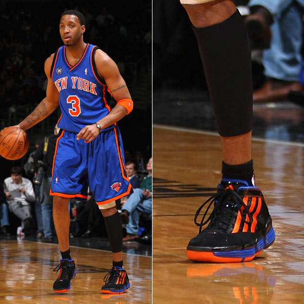 招牌绝技！哈滕弧顶接球 带一步高抛空心命中打停马刺（哈滕招牌绝活：弧顶接球一步高抛空心，打停马刺）